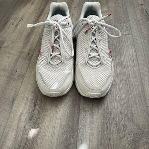 Men’s size 13 Nike Airmax Pulse